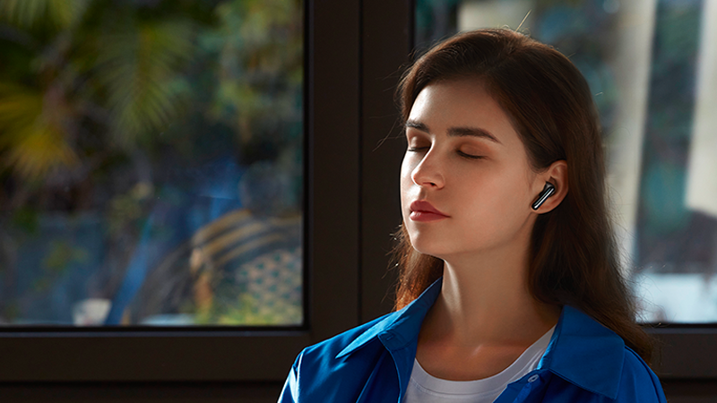 halb im Ohr Ohrhörer