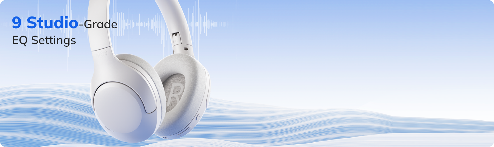 Weiße Over-Ear-Kopfhörer mit 9 Studio-Qualität EQ-Einstellungen, blaue Wellen im Hintergrund.