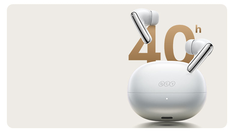 Weiße OCY Bluetooth-Kopfhörer mit 40h Akkulaufzeit im Ladeetui.